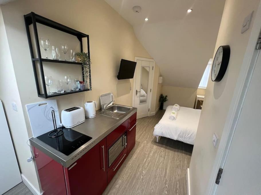 6 Studio Flat, 50M To Airbus بريستول المظهر الخارجي الصورة